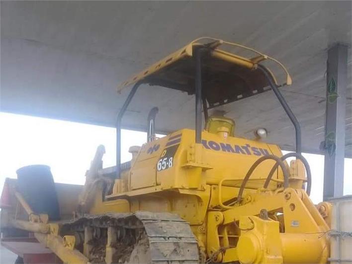 Tractores de Oruga Komatsu D65-8 (Duran)