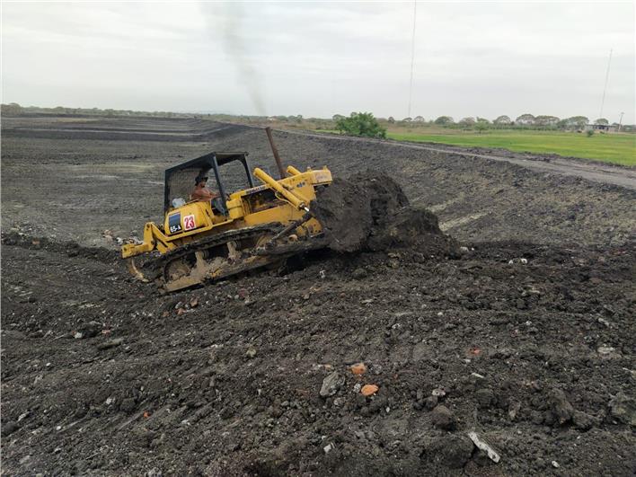 Tractores de Oruga Komatsu d65-4 (Duran)