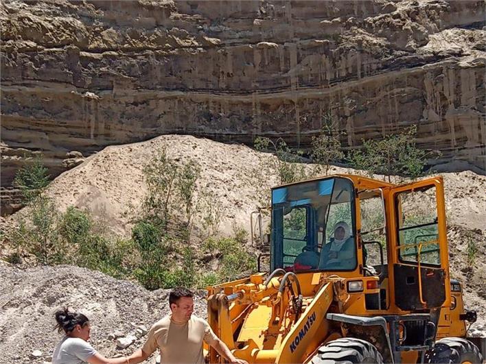 Cargadoras Komatsu 2m3 (Cayambe)