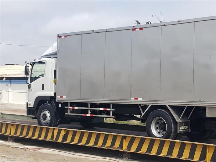 Furgones Chevrolet FVR (Guayaquil)