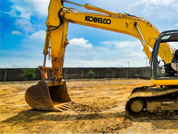 Excavadoras Kobelco SK210 (Samborondón)