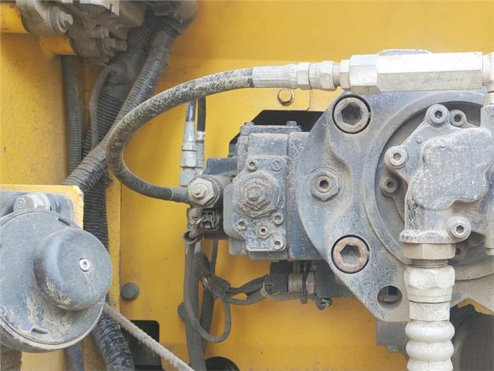 Excavadoras Kobelco SK210 (Samborondón)