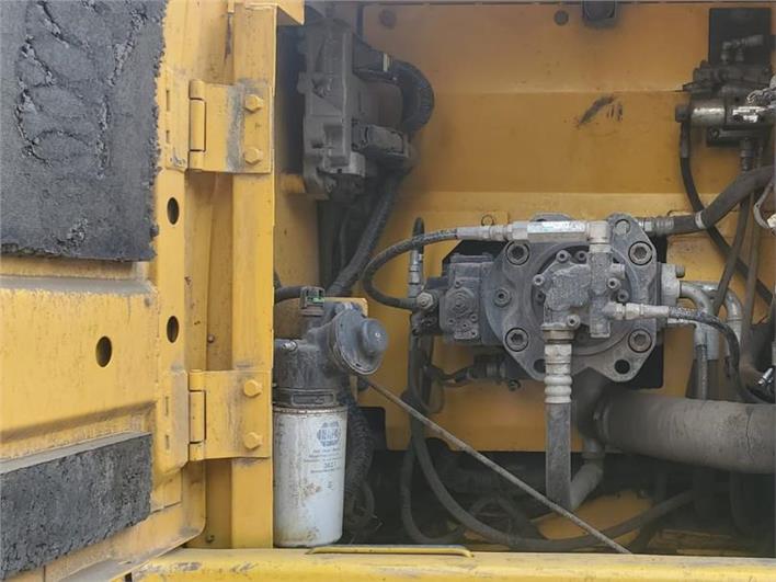 Excavadoras Kobelco SK210 (Samborondón)