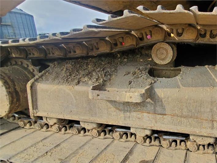 Excavadoras Kobelco SK 210 LC (Samborondón)