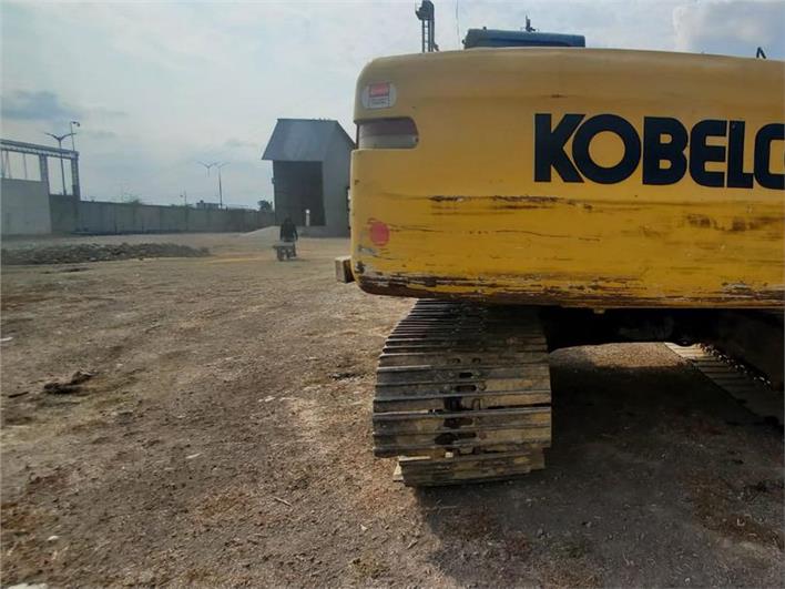 Excavadoras Kobelco SK 210 LC (Samborondón)