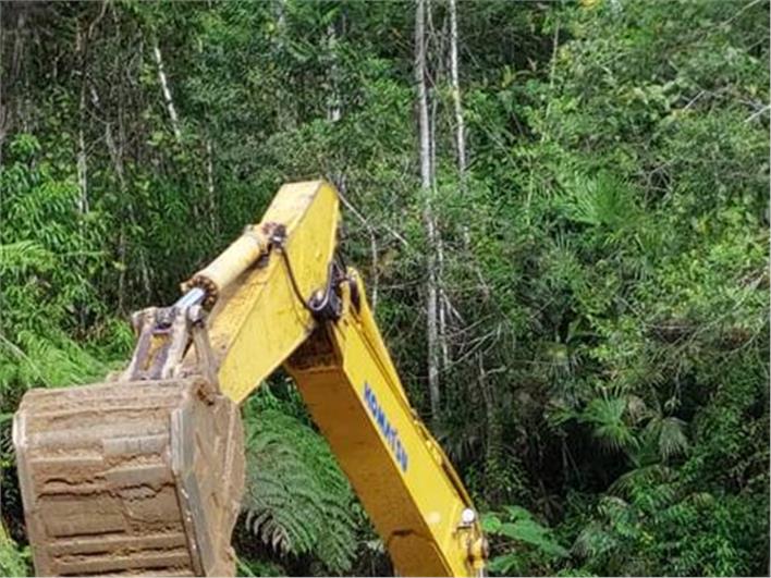 Excavadoras Komatsu PC270LC  (Zumba)