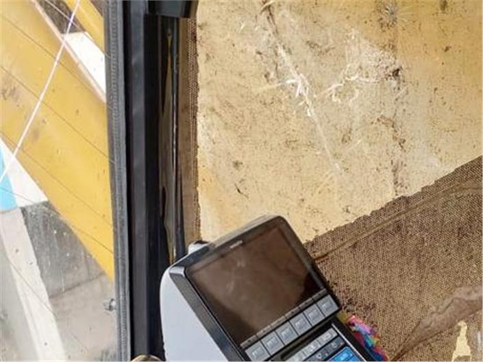 Excavadoras Komatsu PC270LC  (Zumba)