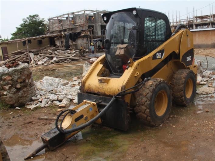 Minicargadores Caterpillar 246C (Duran)