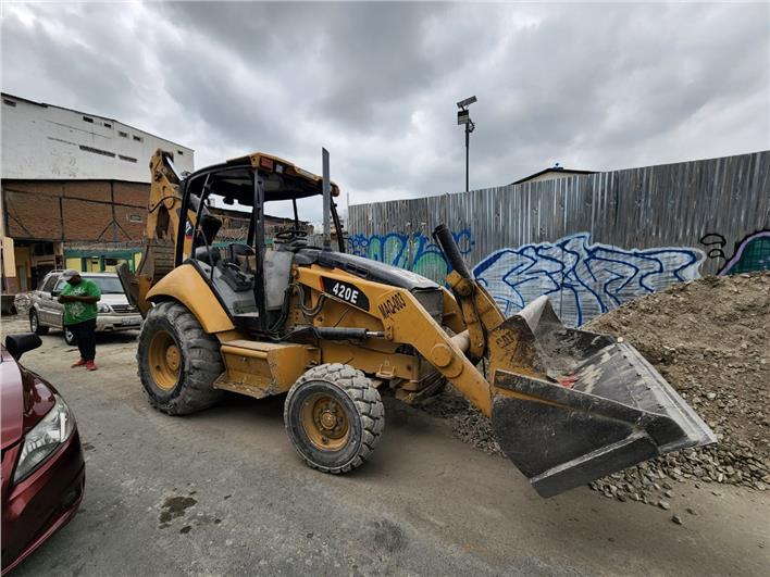 Retroexcavadoras Caterpillar 420E (Guayaquil)