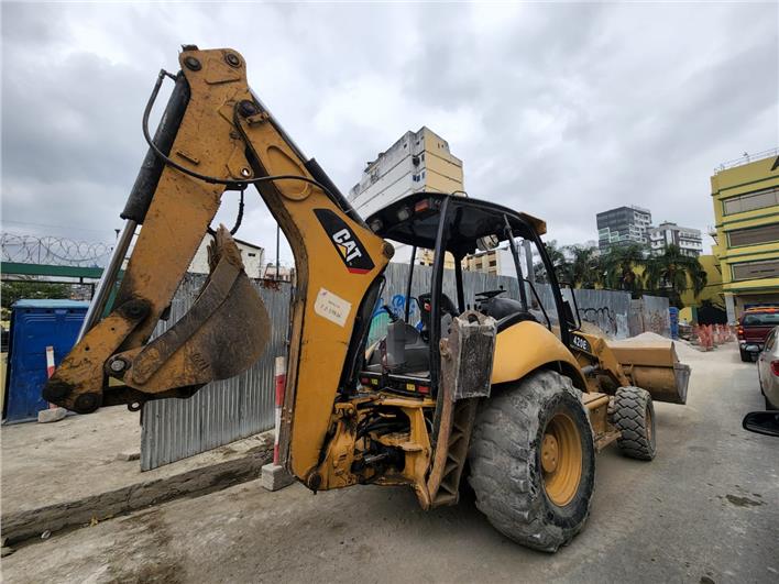 Retroexcavadoras Caterpillar 420E (Guayaquil)