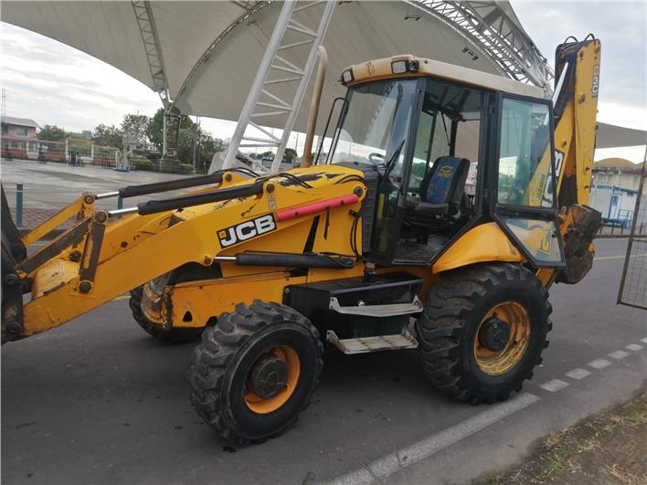 Retroexcavadoras JCB 3C (La joya Sachas)