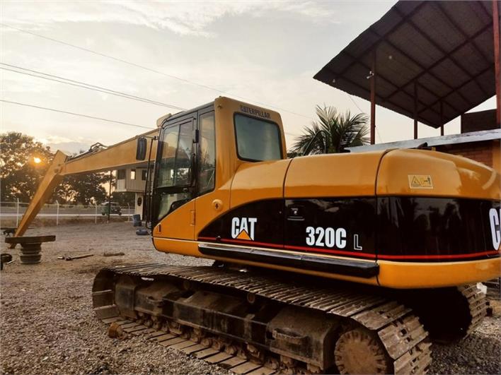 Excavadoras Caterpillar 320CL Brazo largo (Duran)