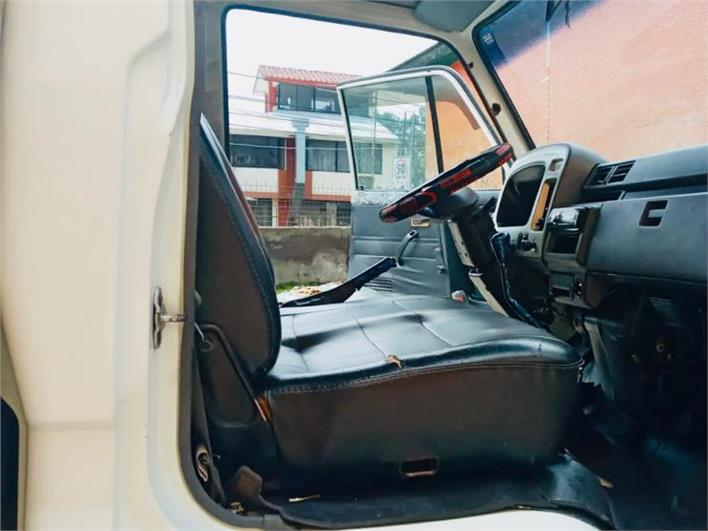 Camiones Mula Daihatsu DELTA (Ambato)