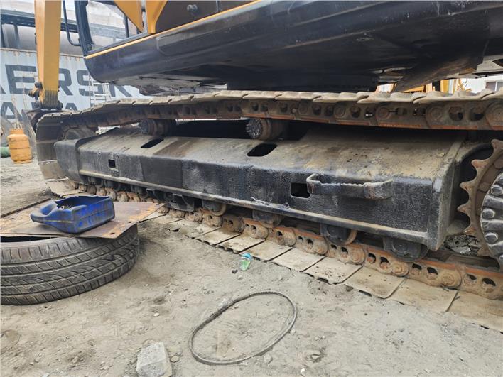 Excavadoras Caterpillar 320CL (Duran)