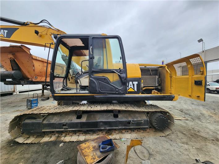 Excavadoras Caterpillar 320CL (Duran)