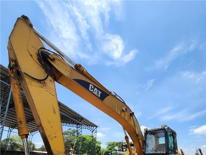 Excavadoras Caterpillar 320C (Milagro)