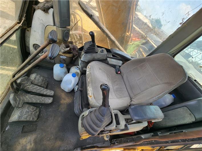 Excavadoras Caterpillar 320D BRAZO LARGO (Milagro)