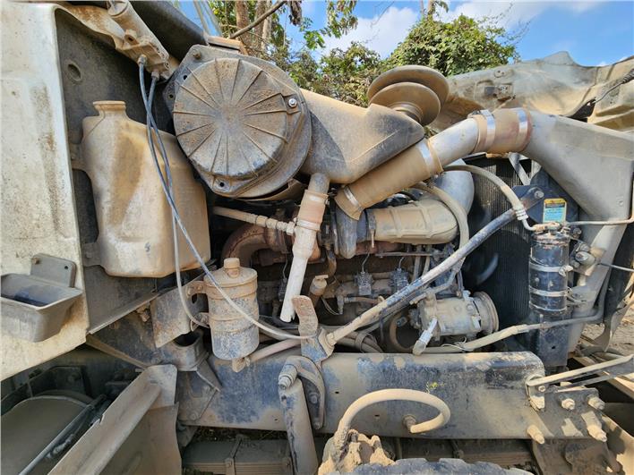 Volquetas Mack 12M3 (Milagro)