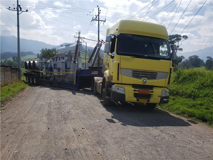 Cabezales RENAULT  Premium Lander 440 caja automática (Quito)
