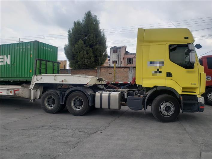 Cabezales RENAULT  Premium Lander 440 caja automática (Quito)