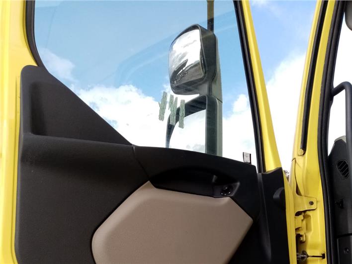 Cabezales RENAULT  Premium Lander 440 caja automática (Quito)