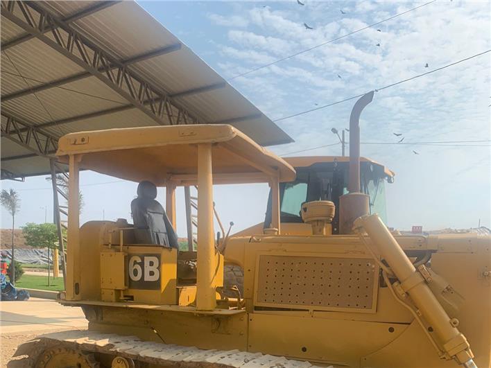 Tractores de Oruga Caterpillar D6B (Guayaquil)