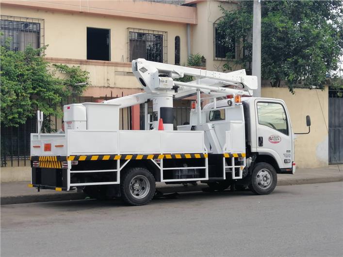 Elevador de Canastilla Chevrolet 9 metros (Guayaquil)