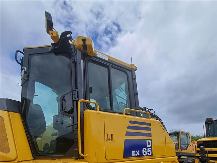 Tractores de Oruga Komatsu D65EX (Guayaquil)