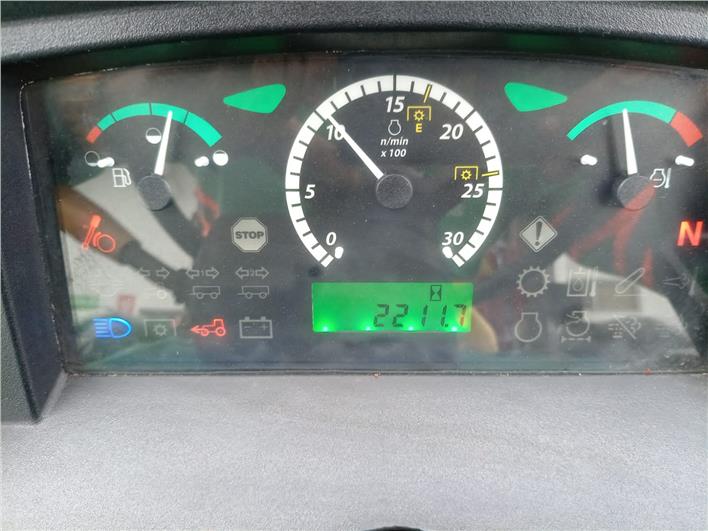 Tractores Agrícolas John Deere 5075E (Guayaquil)