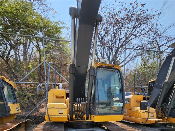 Excavadoras John Deere 180G (Guayaquil)