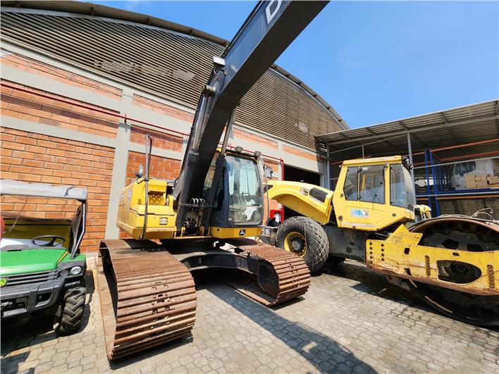 Excavadoras John Deere 180GLC (Guayaquil)