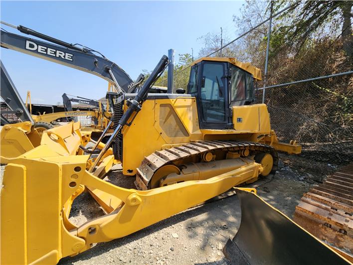 Tractores de Oruga John Deere 850J (Guayaquil)