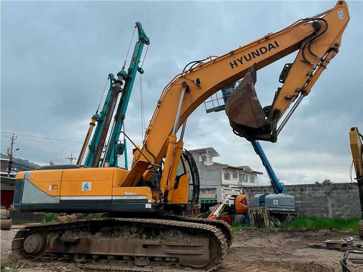 Excavadoras Hyundai RC290LC   (Quito)