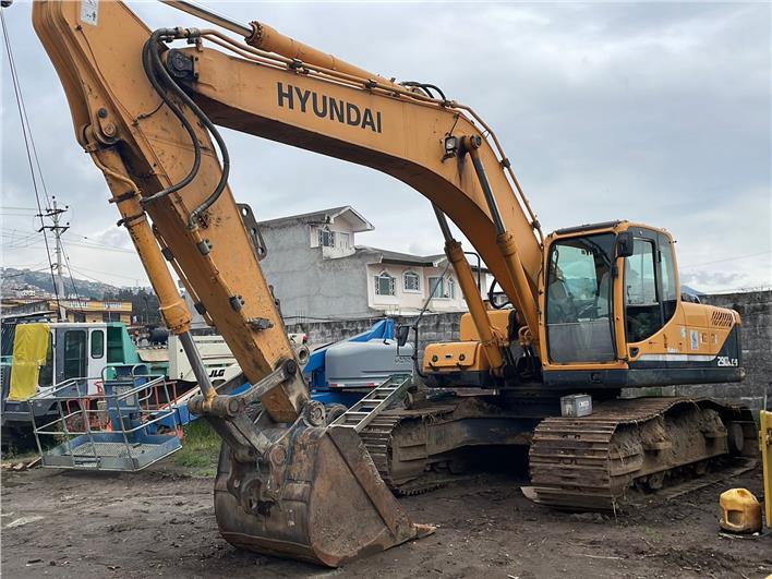 Excavadoras Hyundai RC290LC   (Quito)