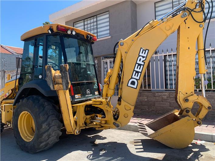 Retroexcavadoras John Deere 410G (Cañar)