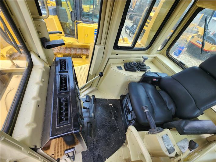 Tractores de Oruga Caterpillar D8R (Guayaquil)