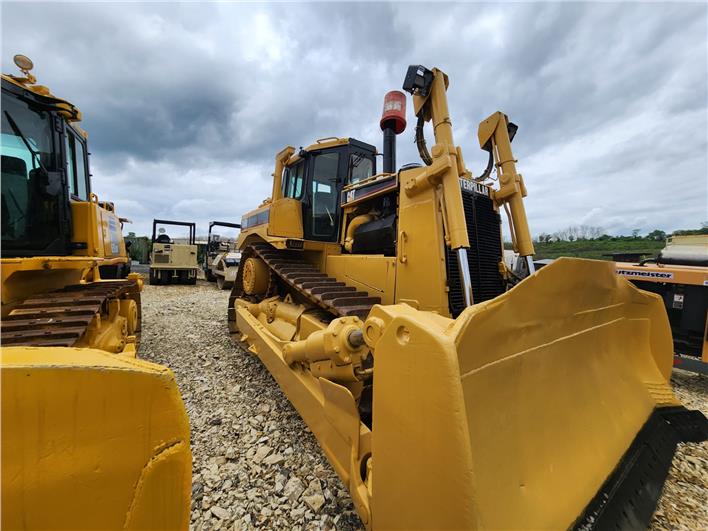 Tractores de Oruga Caterpillar D8R (Guayaquil)