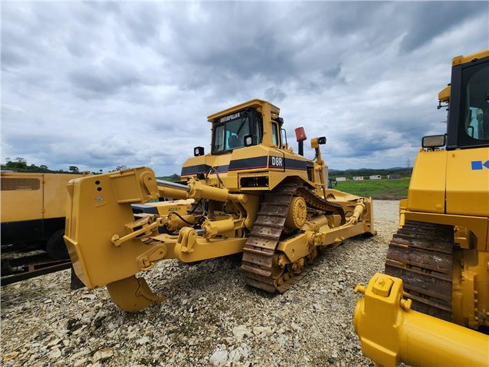 Tractores de Oruga Caterpillar D8R (Guayaquil)