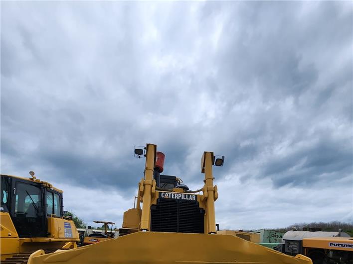 Tractores de Oruga Caterpillar D8R (Guayaquil)