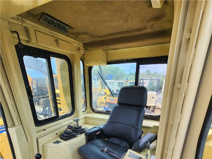 Tractores de Oruga Caterpillar D8R (Guayaquil)