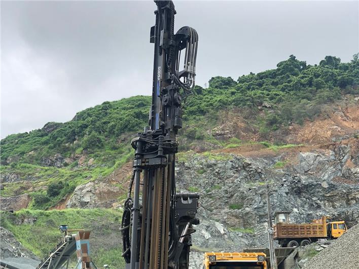 Perforadoras Soosan Drill hidráulico JD1300 (Guayaquil)