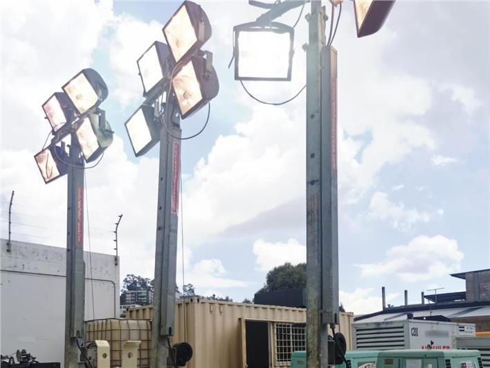 Torres de Iluminación Doosan LSC Kubota (Quito)