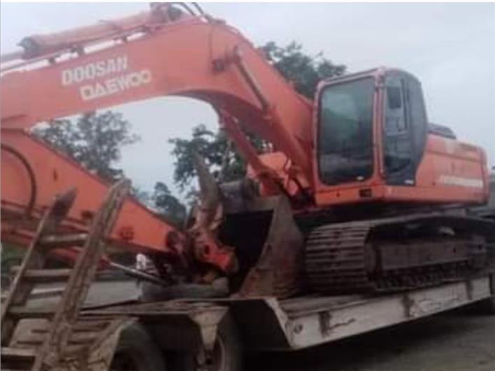 Excavadoras Doosan DX 340 LC (Riobamba)