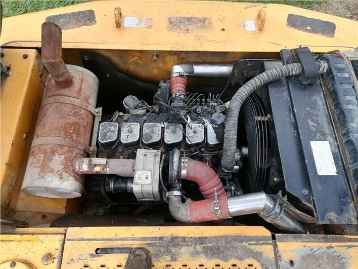 Excavadoras Hyundai 210-7 (Lago Agrio)