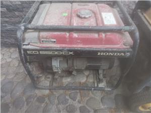 Generadores Honda 6500 CX 120V- 220V - 6500W (Quito)