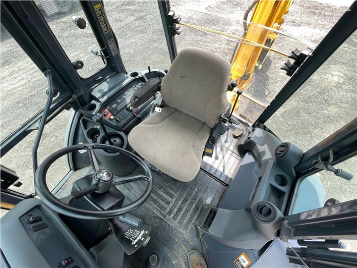 Retroexcavadoras John Deere 410G (La Troncal)
