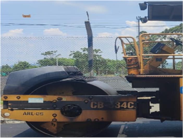 Rodillo Liso doble tambor Caterpillar CB 534C (Quito)