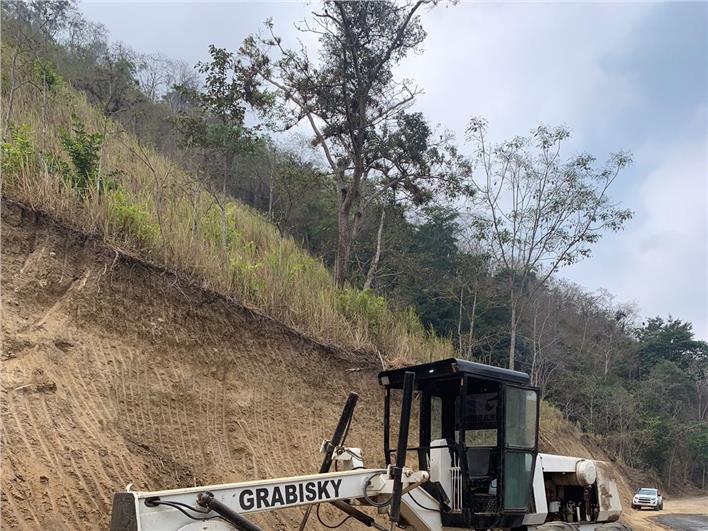 Motoniveladoras DRESSER DT 466 (Chone)