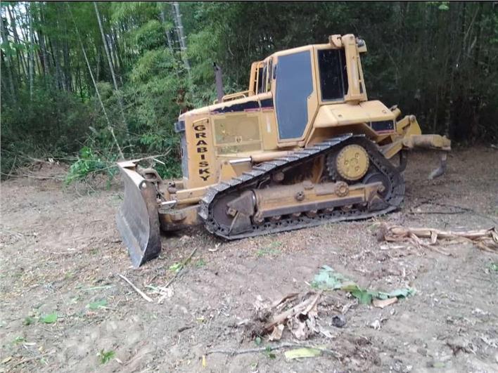 Tractores de Oruga Caterpillar D6N (Chone)