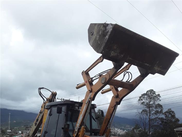 Retroexcavadoras CASE Super M (Loja)